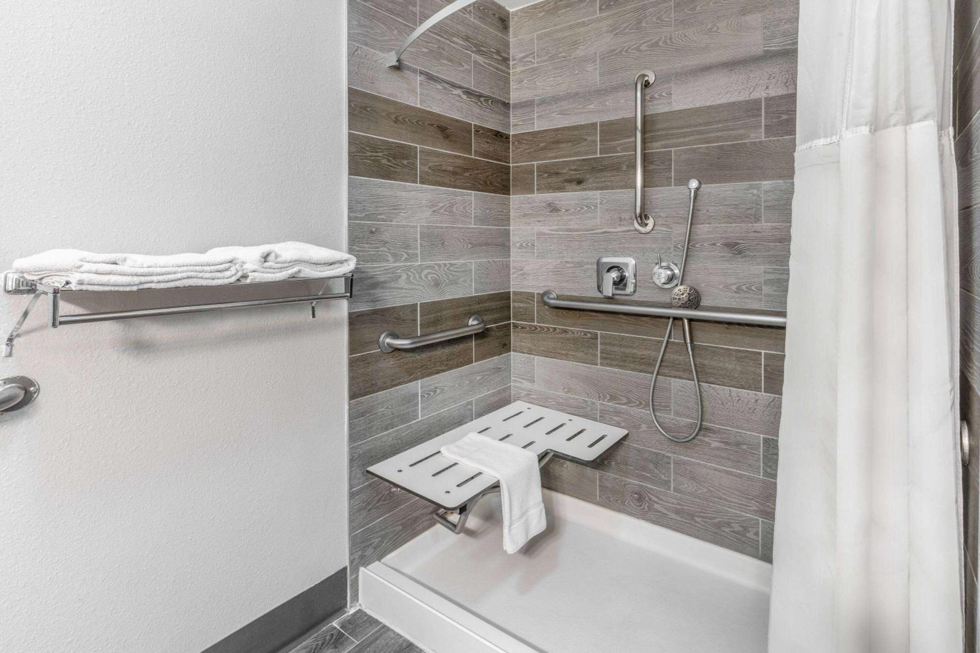 Days Inn By Wyndham Lamar Exteriér fotografie