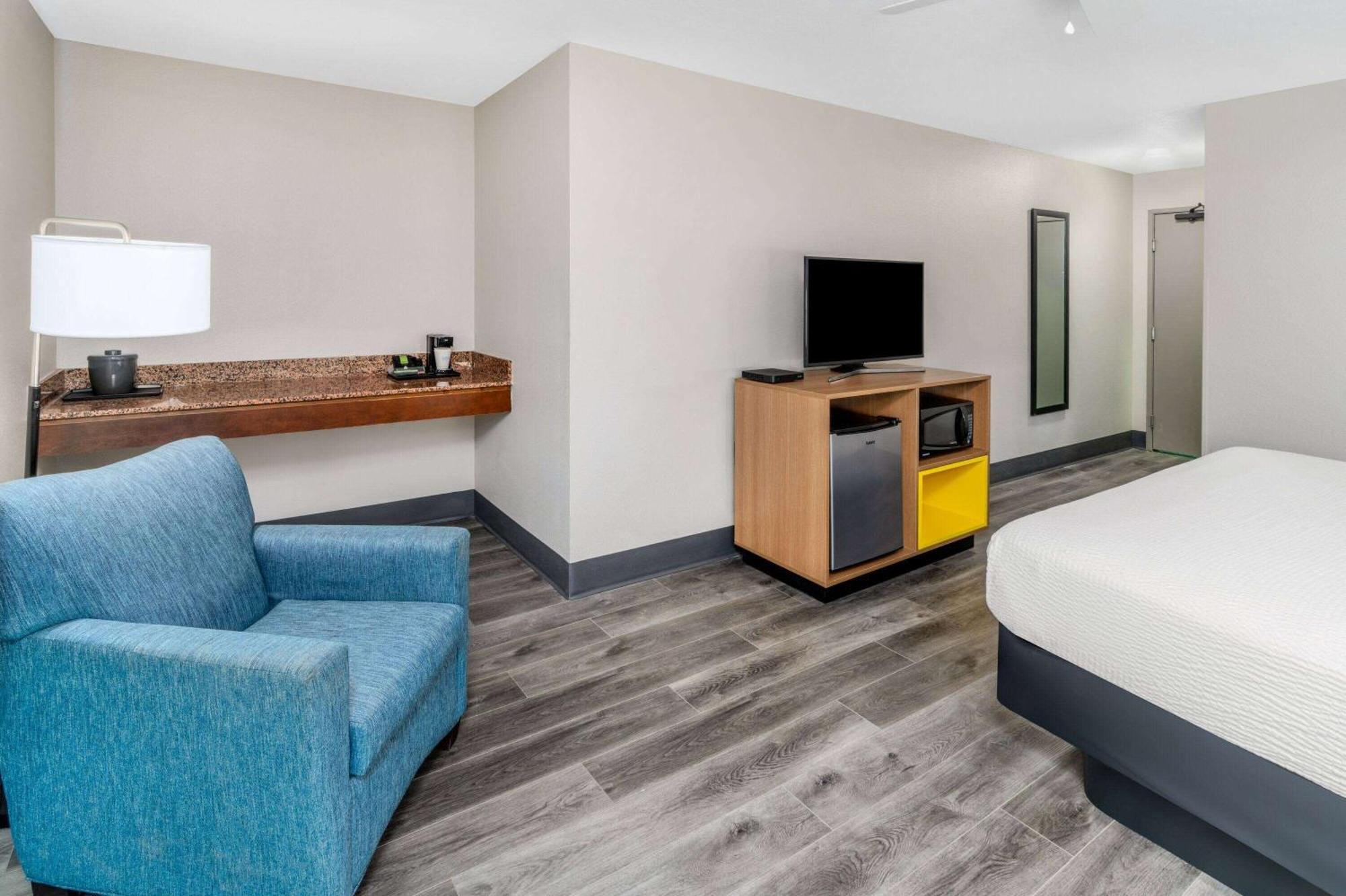 Days Inn By Wyndham Lamar Exteriér fotografie